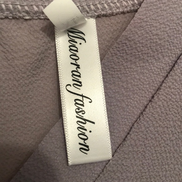 💋NWOT. 💄Beautiful Gray Blouse by Miaoran💄 - Picture 4 of 4